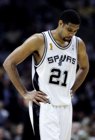 篮球CBA球队锁定季后赛席位，球迷沸腾（CBA球队提前晋级季后赛，球迷欢腾不已）