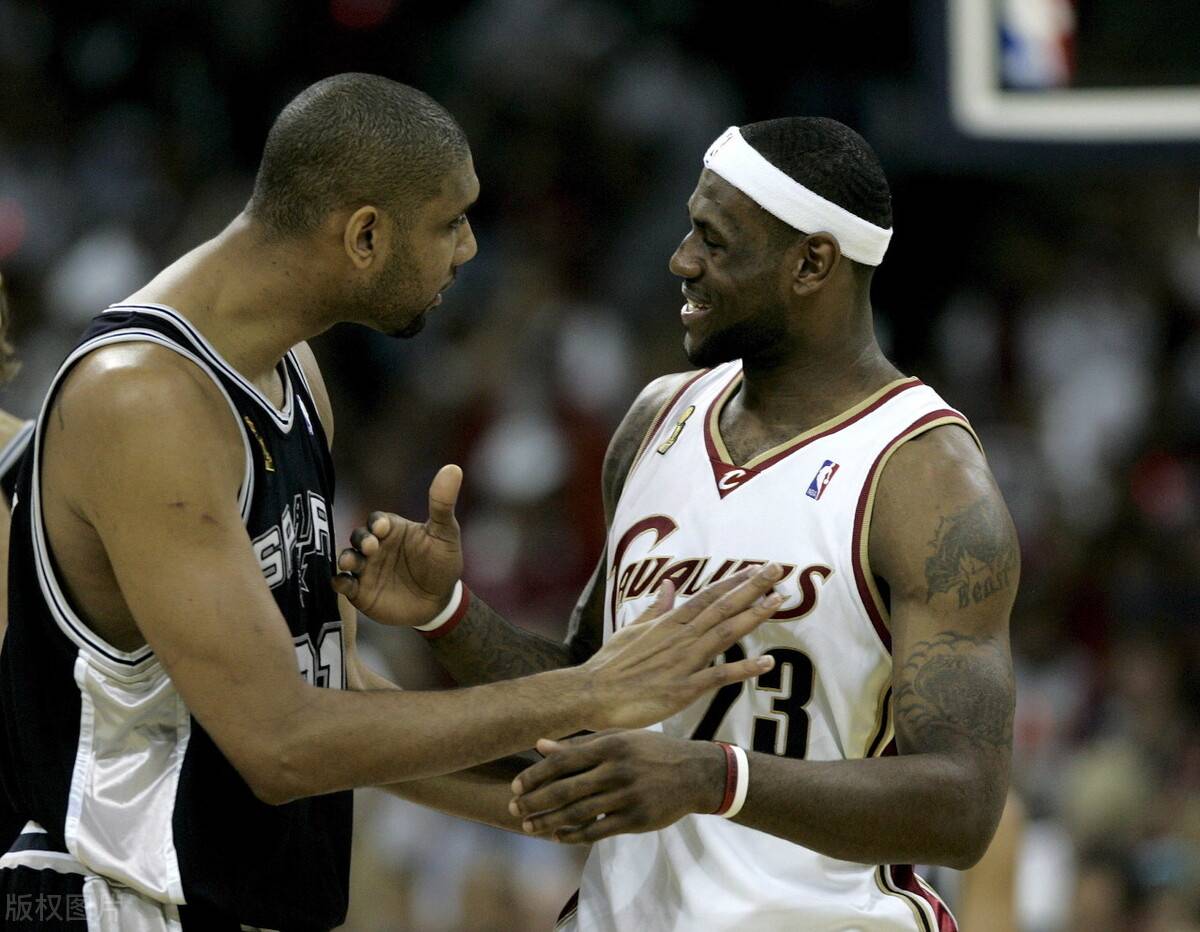 DO：纽卡向谢什科提交了改进报价，曼联愿付的价格低于纽卡（纽卡对谢什科加码报价，曼联拟付金额仍不及纽卡）